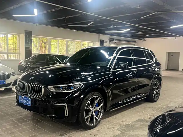 BMW X5 xDrive 40Li, M Спорт-пакет