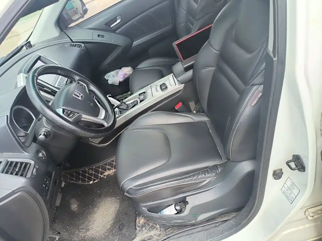 Luxgen U6 SUV 2020 2016 1.8T Intelligent Premium
