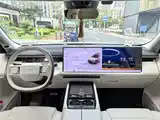 Photo 5 - Lynk & Co 900