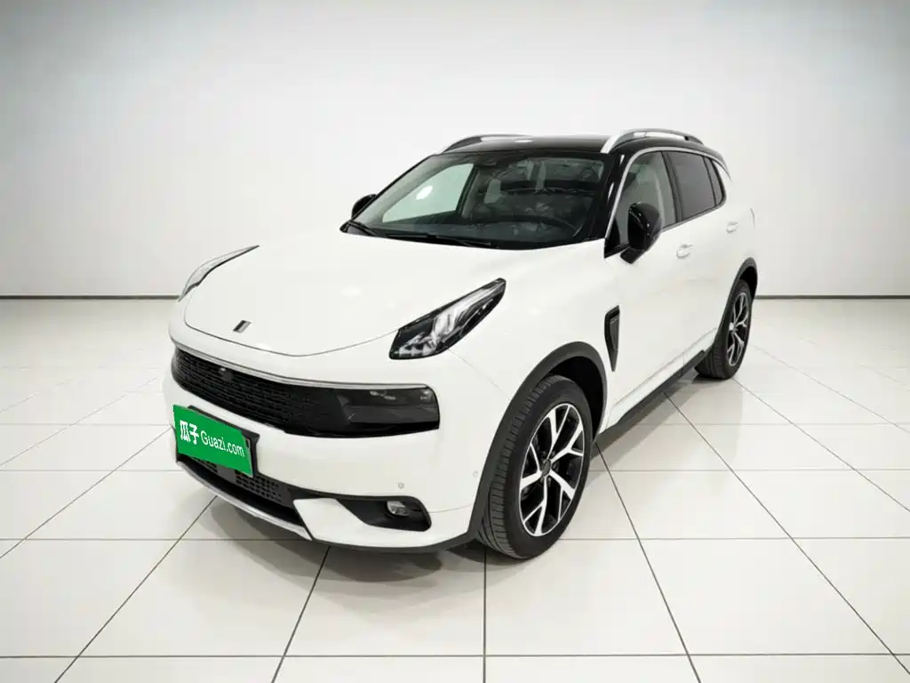 Lynk & Co 01 2017 — пригон из Китая