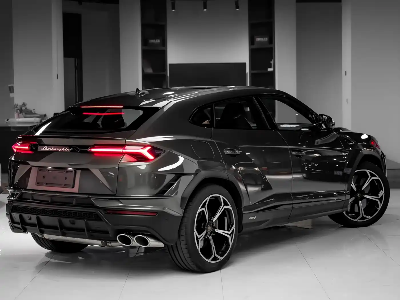 Lamborghini Urus 2023 4.0T V8 S фото 5