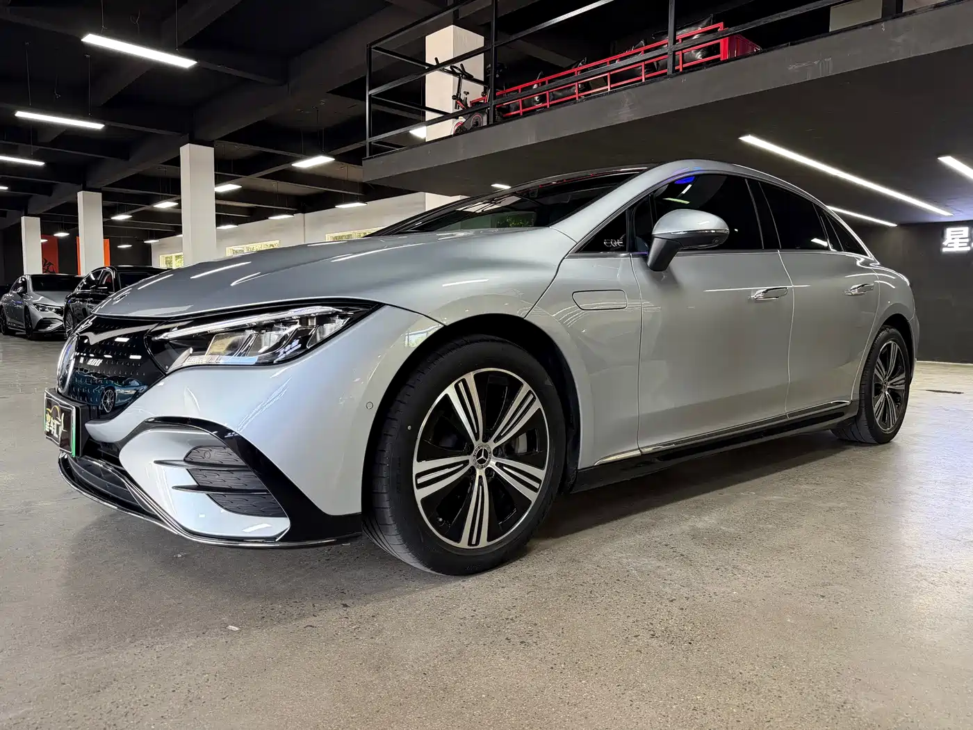 Mercedes-Benz Mercedes-Benz EQE 2022 350 Luxury Edition