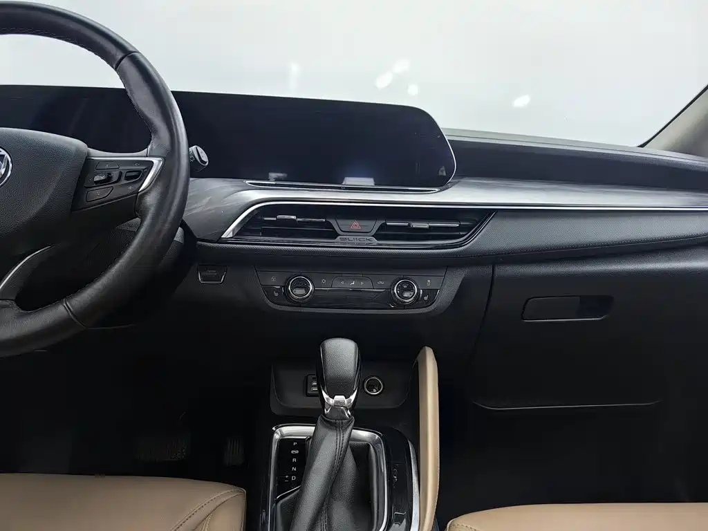 Buick GL6 2023 2021 323T Mild Hybrid Connected Premium Trim