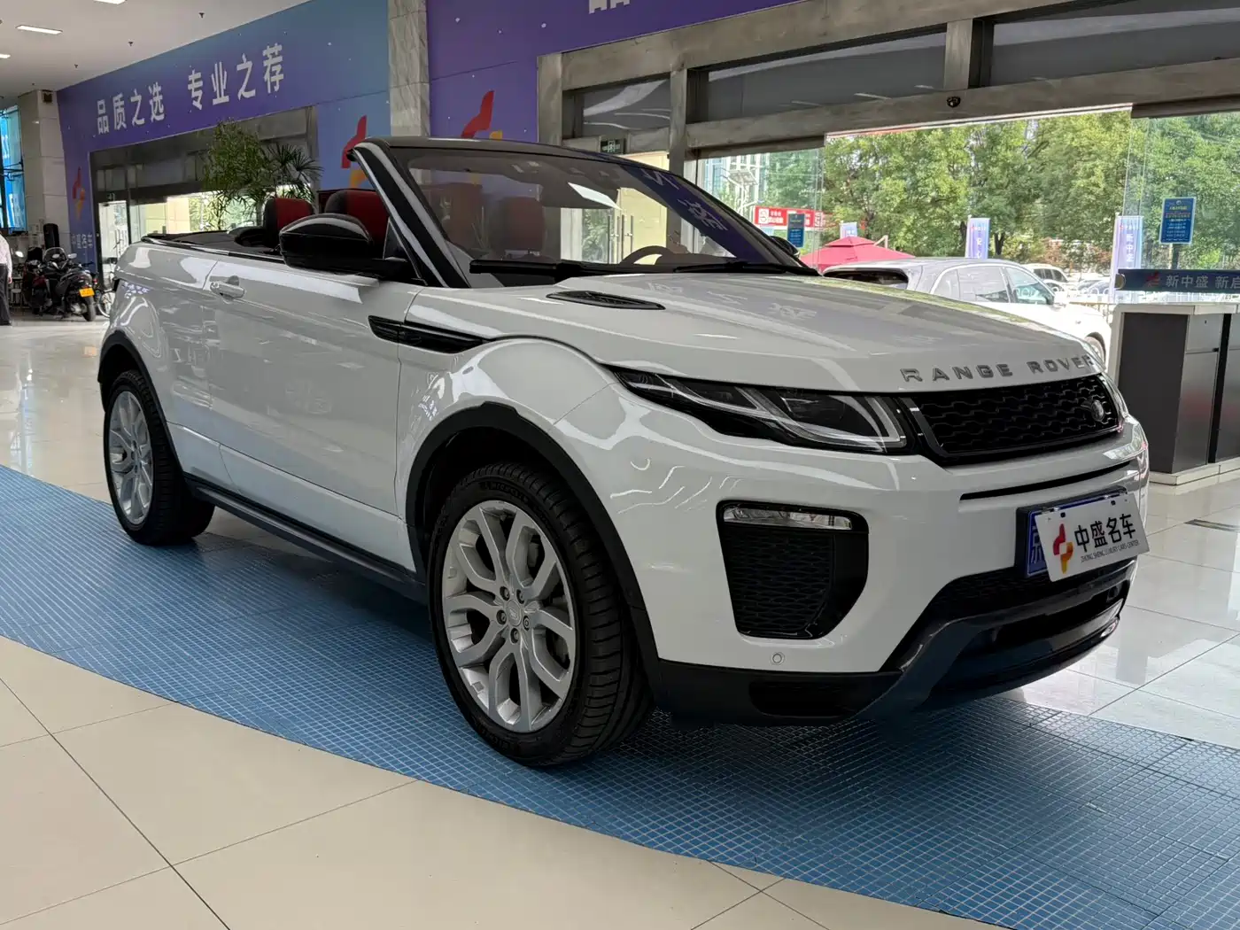 Land Rover Range Rover Evoque (Import) 2019 2018 240PS HSE DYNAMIC Convertible