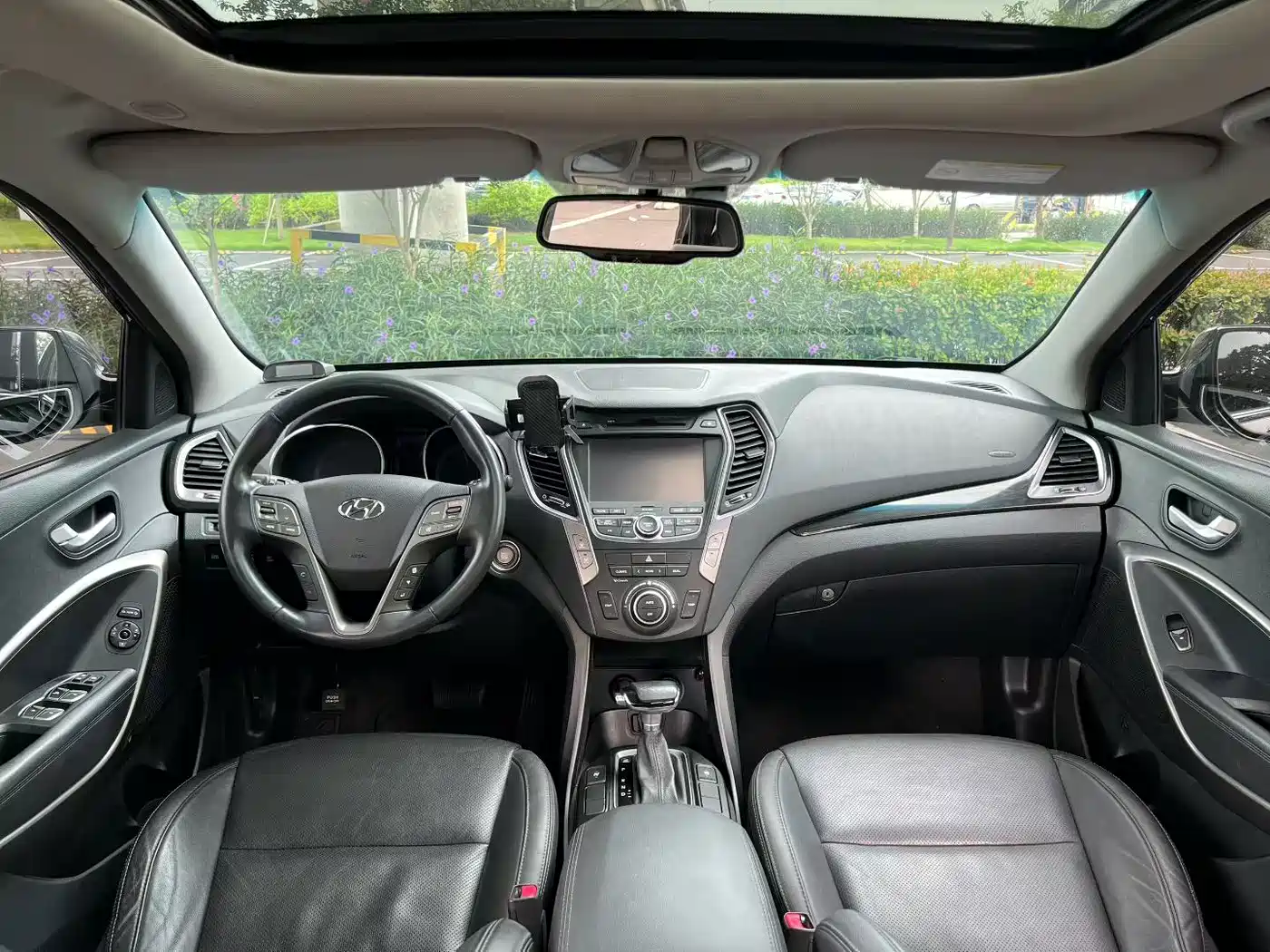 Hyundai Grand Santa Fe 2015 2013 3.0L 7-Seater 4WD Luxury Edition