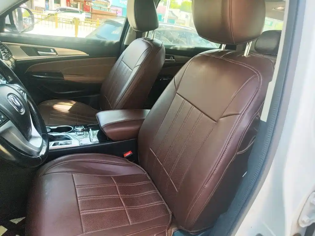 Changan CS95 2017 2017 2.0T FWD Zhiyuan Edition