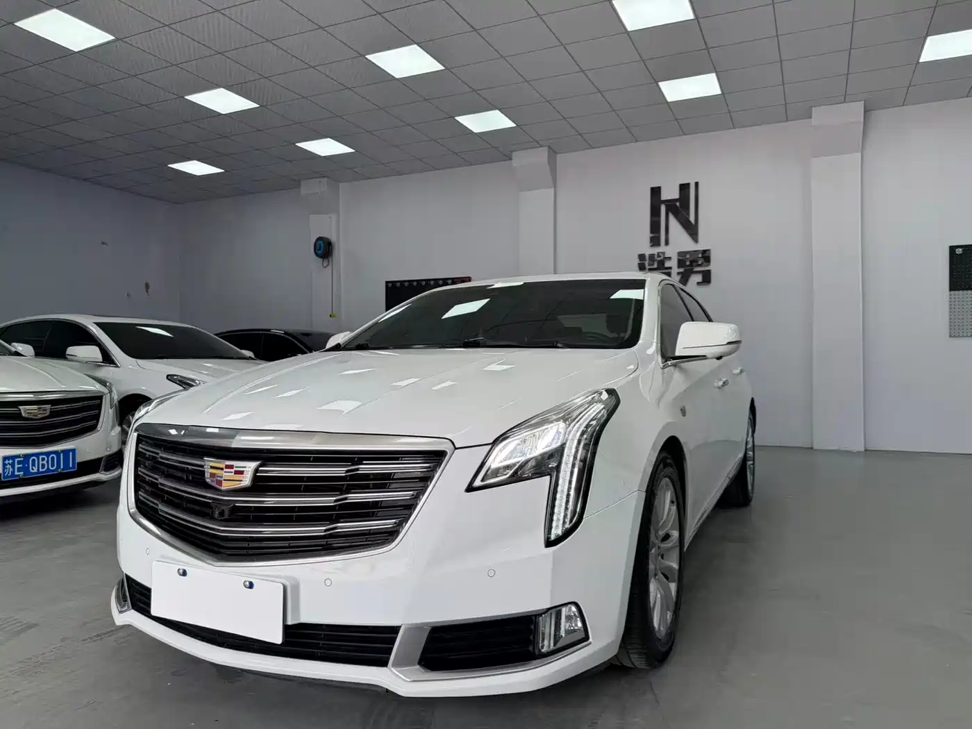 Cadillac XTS 2018 28T Luxury Model фото 2