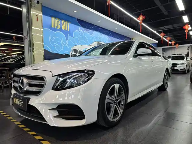 Mercedes-Benz E-Class 2018 Facelift E 200 L Sport — фото 1
