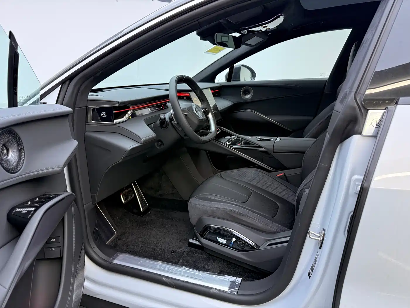 LOTUS SPORTS CAR ELETRE