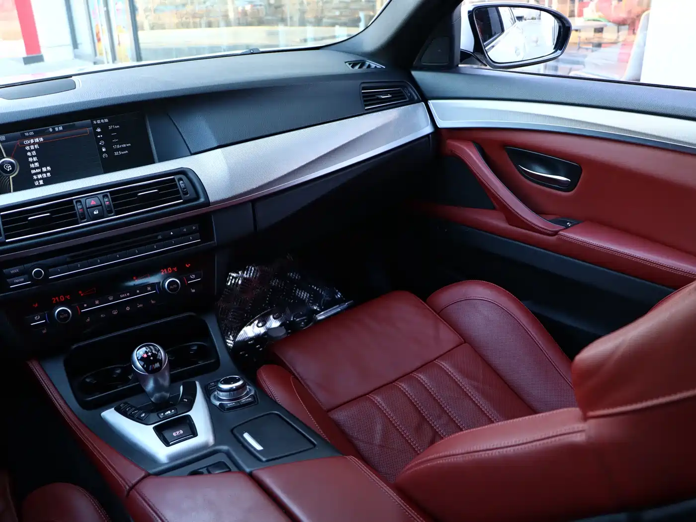 BMW M5 2012 M5 фото 32