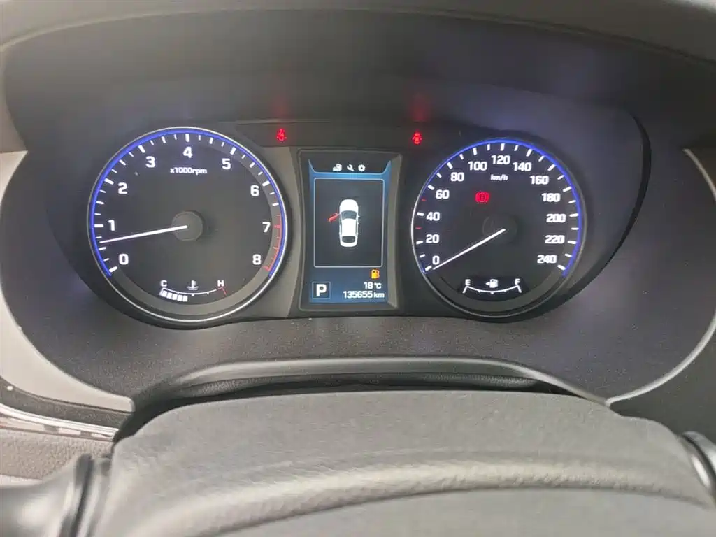 Hyundai Mistra 2014 1.8L Auto Premium DLX фото 12