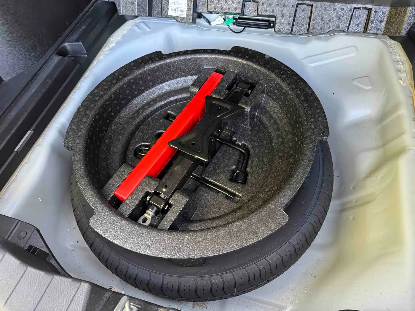 Haval M6 2023 PLUS 1.5T Manual Elite Smart Connect фото 20