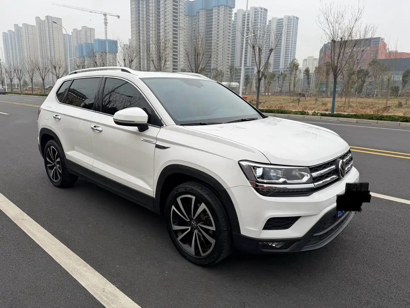 Volkswagen Tharu 2022 280TSI FWD Luxury Edition фото 3