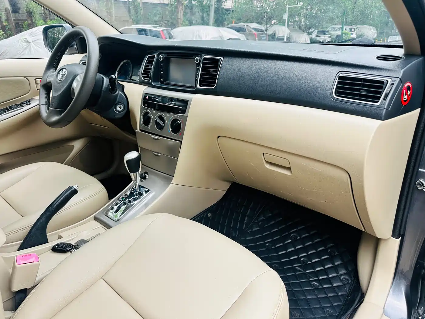 Toyota Corolla 2013 1.6L Automatic Excellence Edition фото 12