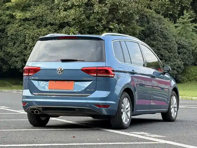 Volkswagen Touran 2016 Touran L 280TSI DSG Elegance — фото 5