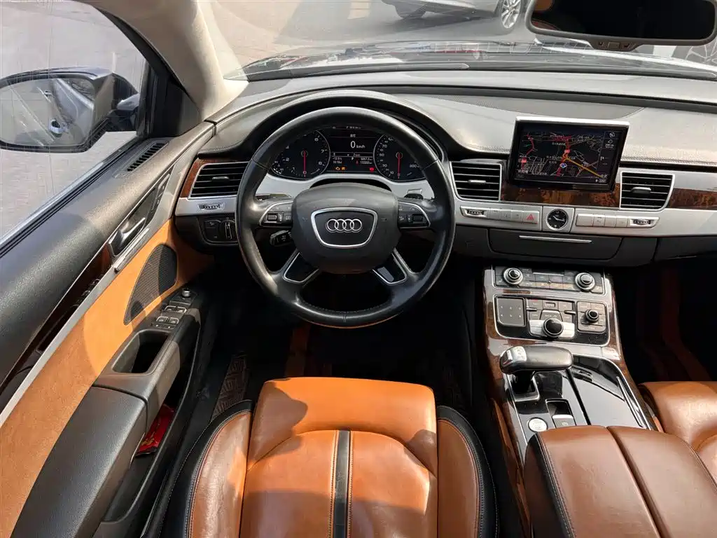 Audi A8 2017 A8L 45 TFSI quattro Comfort фото 5