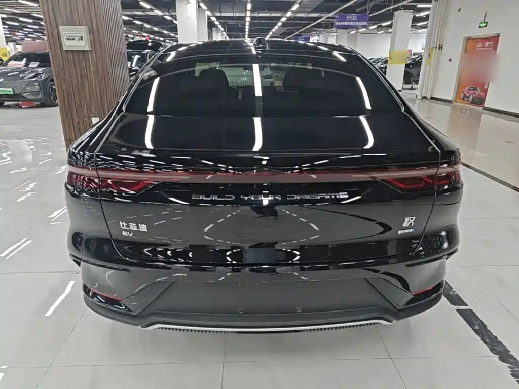 Фото 4 - BYD Han