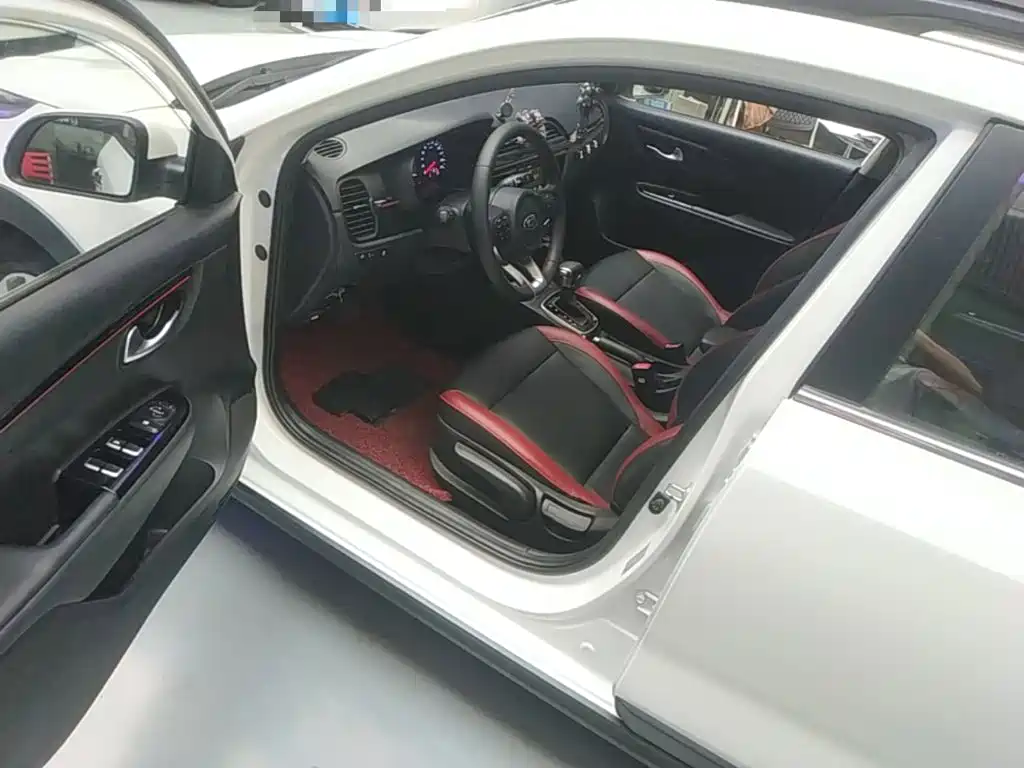 Kia KX CROSS 2019 2018 1.6L Automatic Smart Sunroof Edition
