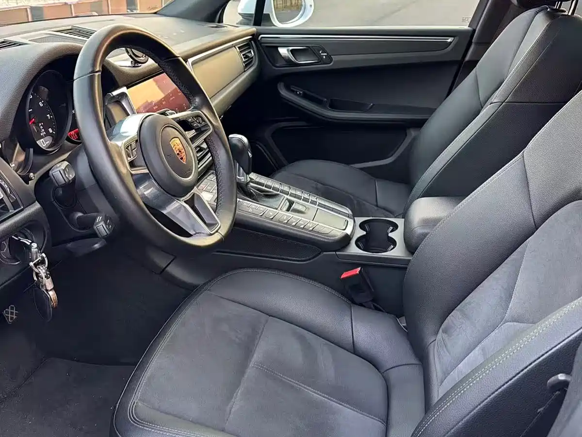 Porsche Macan 2018 Macan 2.0T фото 4