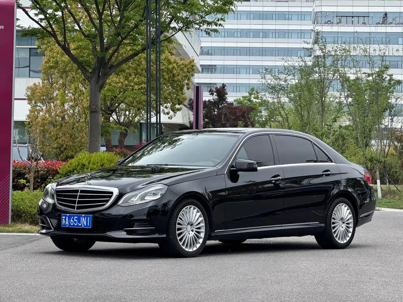 Mercedes-Benz E-Class 2015 E 200 L
