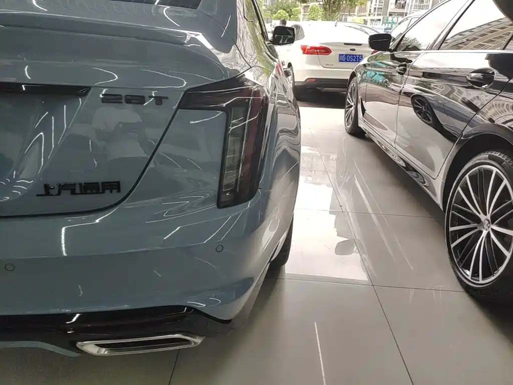 Cadillac CT5 2025 2025 Model 28T Track Performance Edition + Peak Track Package