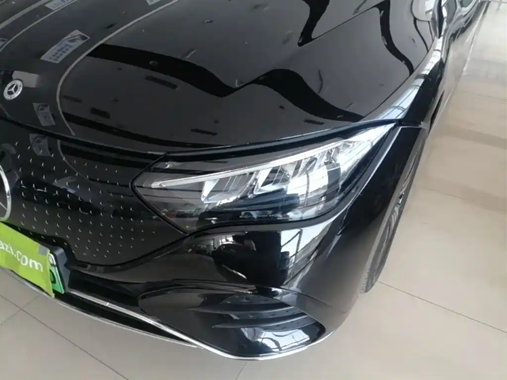 Mercedes-Benz EQE 2022 350 Luxury Edition фото 24