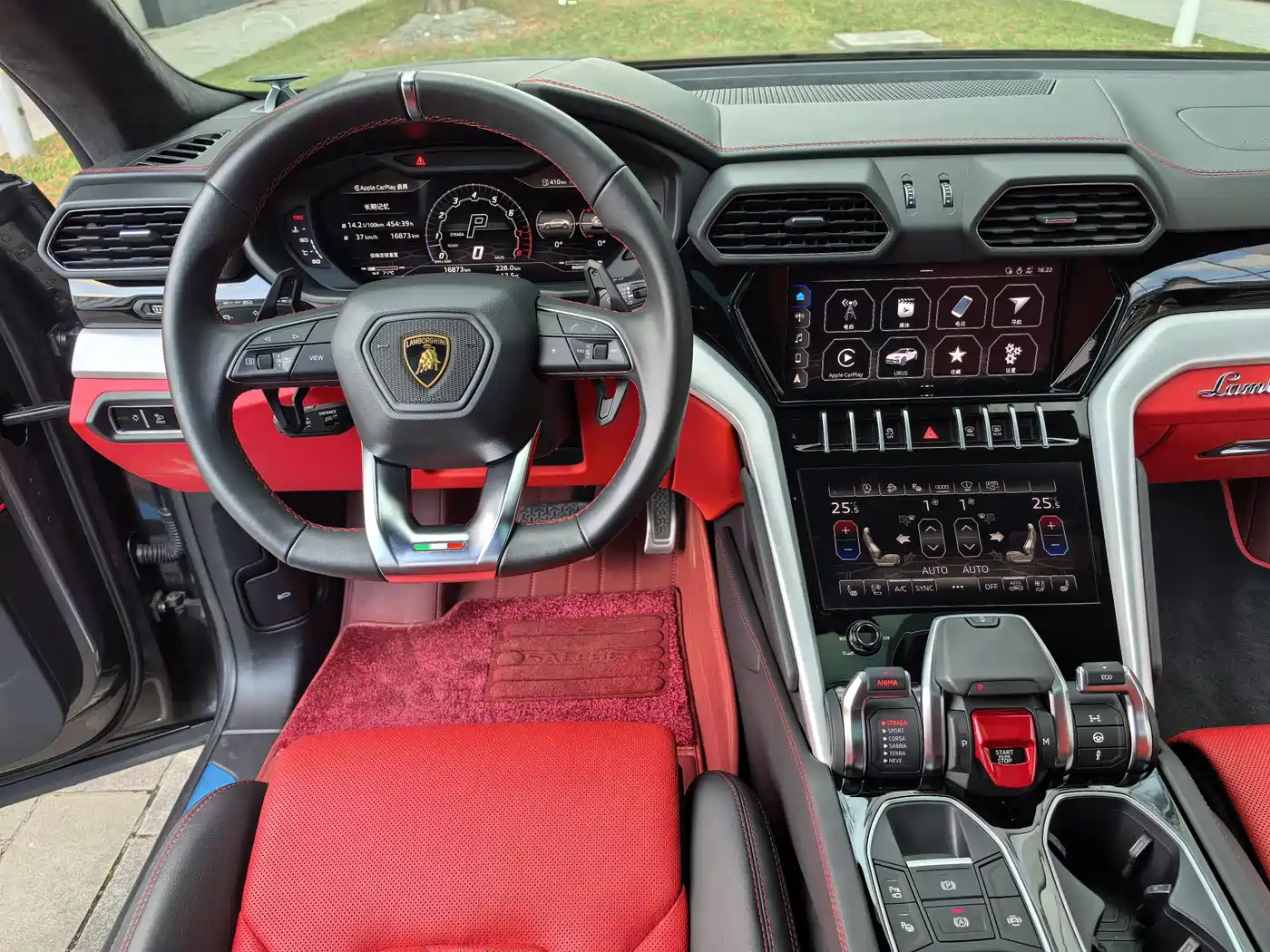 Lamborghini Urus 2021 4.0T V8 фото 23