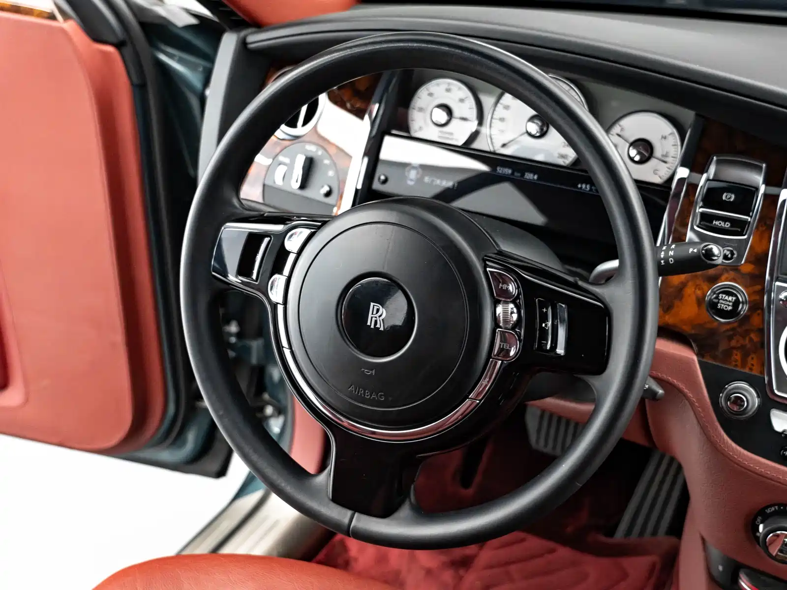 Фото 16 - Rolls-Royce Ghost