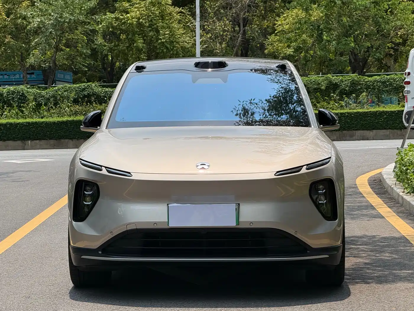NIO NIO EC6