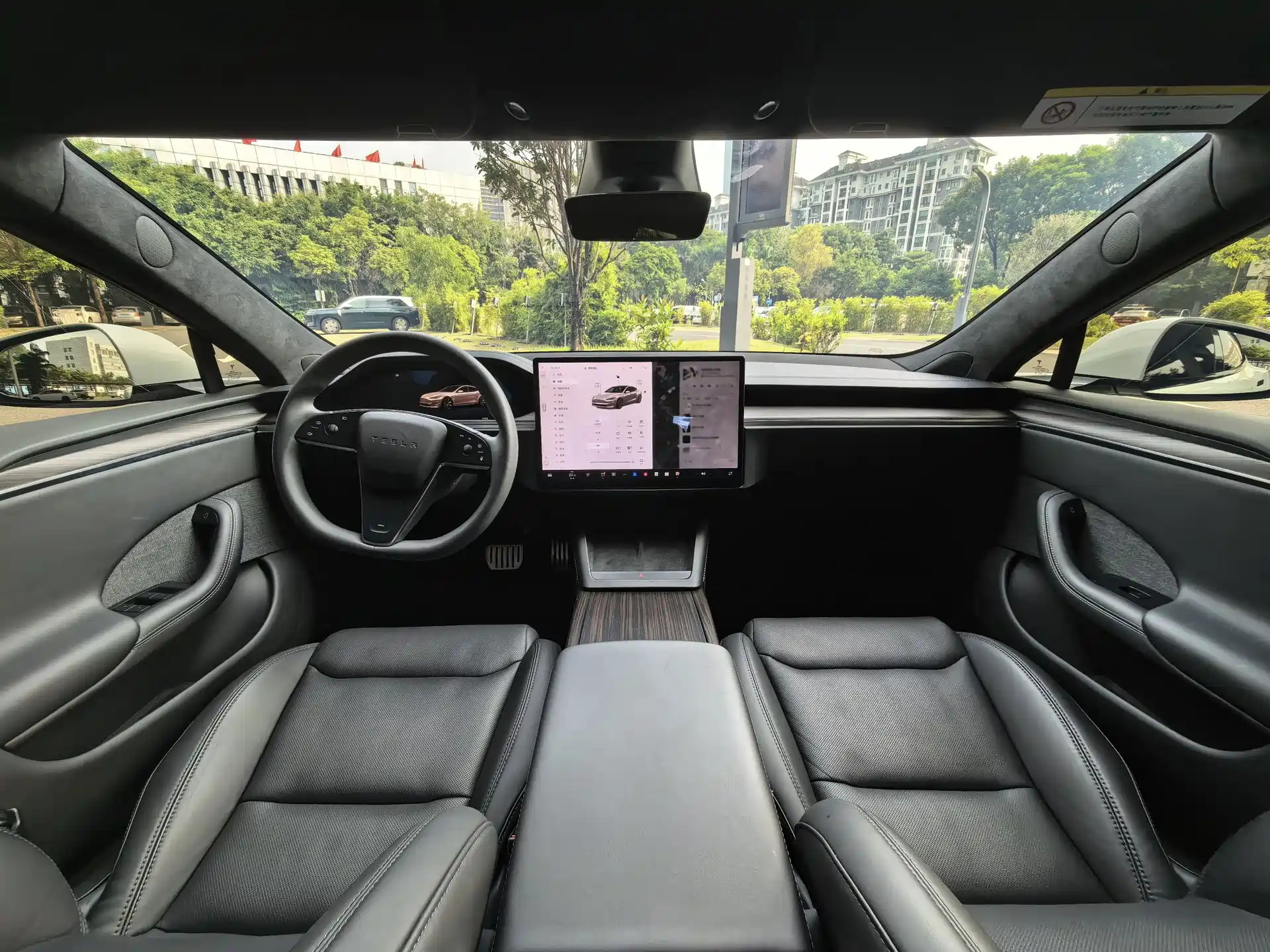 Фото 6 - Tesla Model S