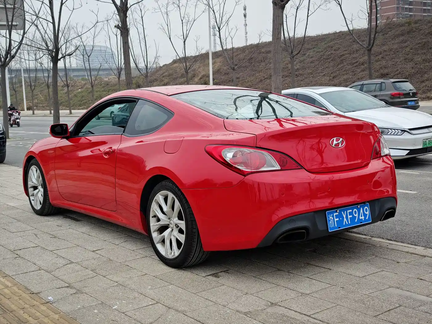 Hyundai Genesis Coupe 2009 Model 2.0T Automatic Luxury Edition фото 17