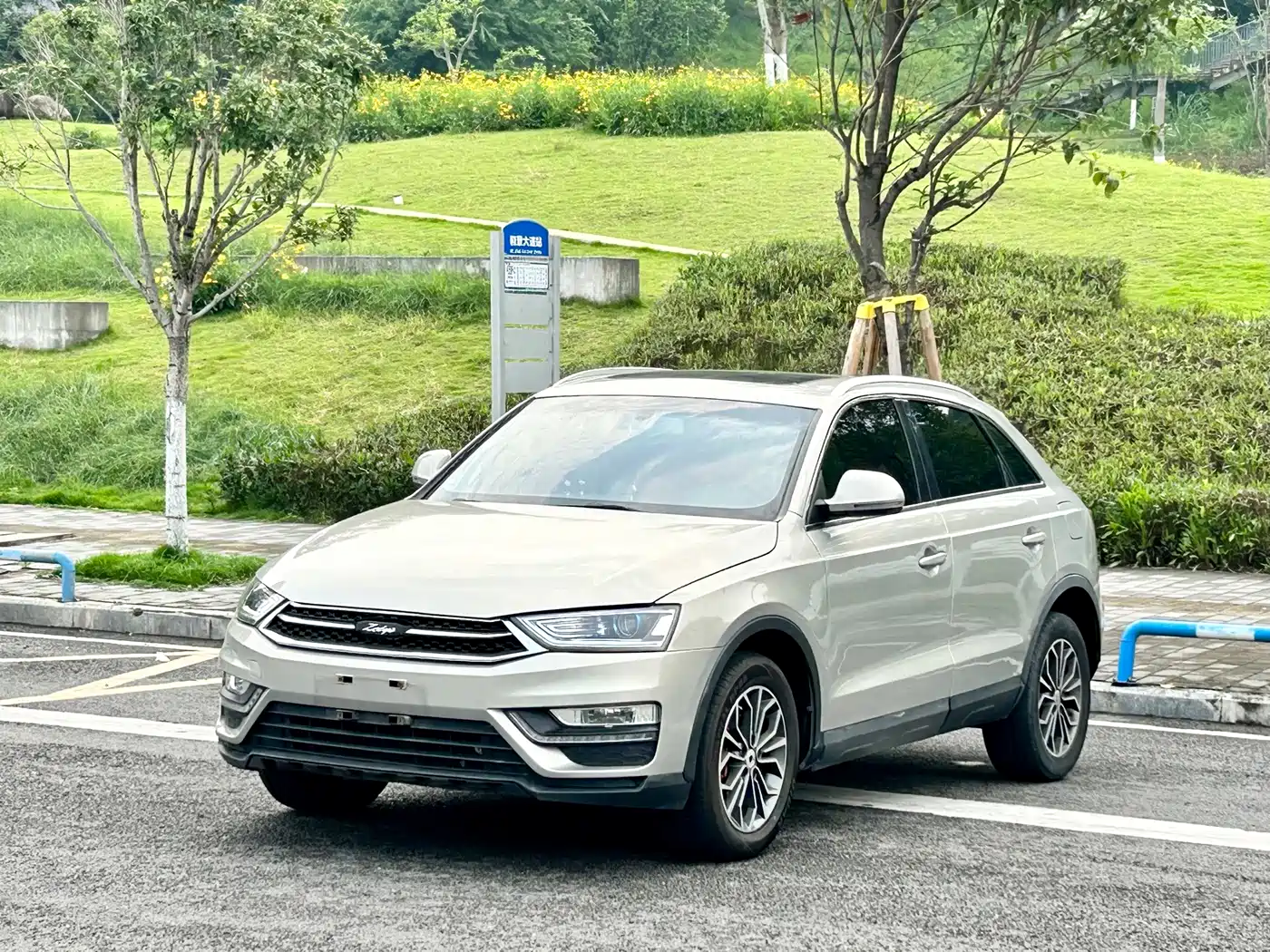 2018 Zotye SR7