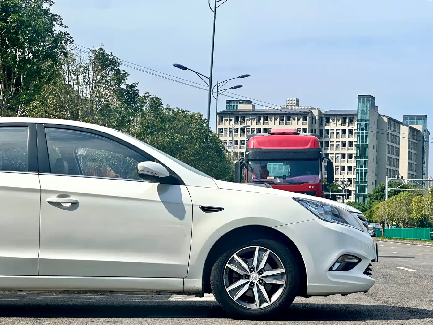 Changan Eado 2015 2015 1.6L Automatic Luxury