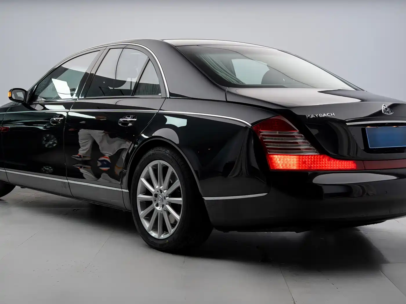 Maybach Maybach 2009 2005 Model 5.5T 57