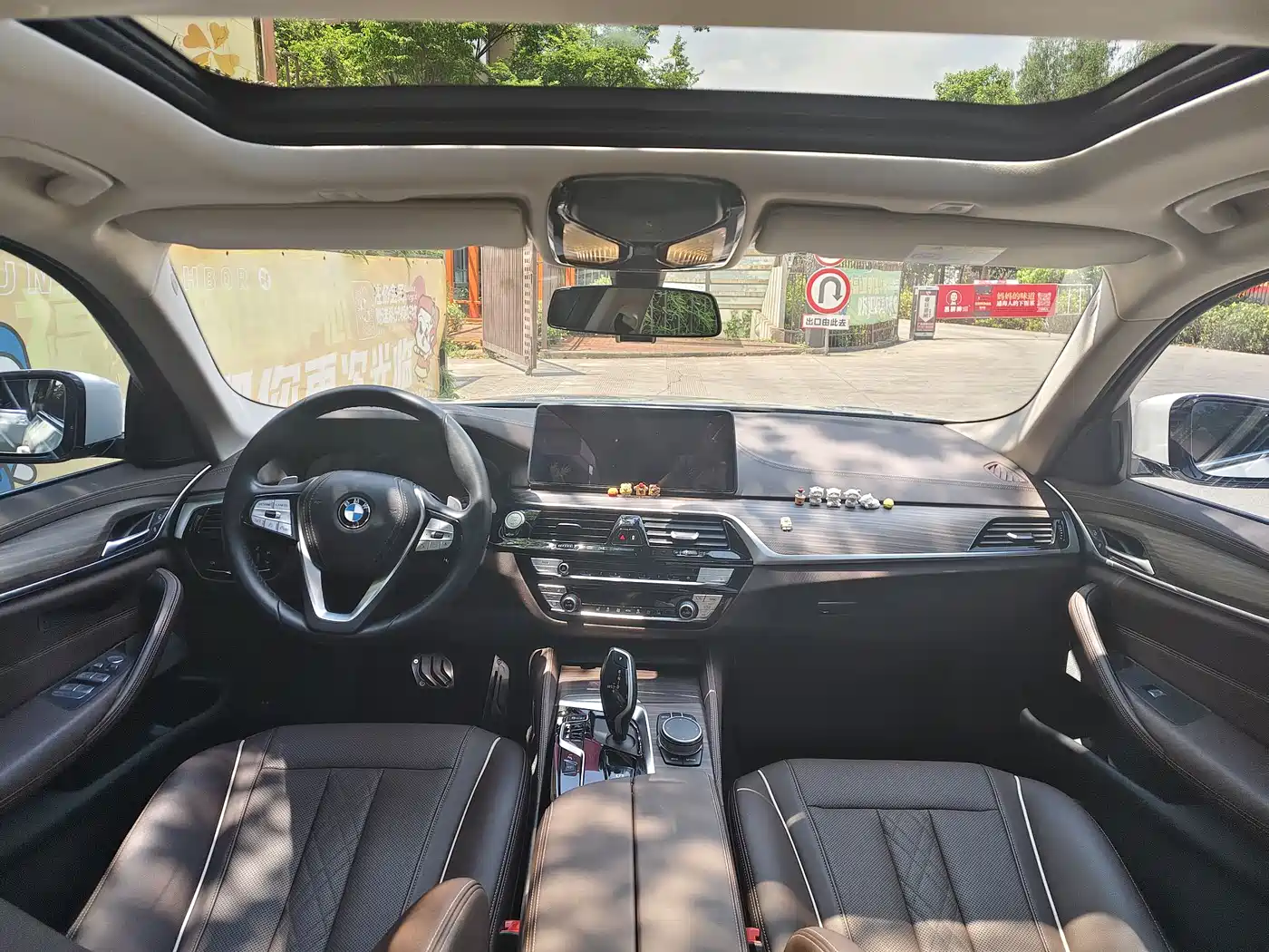 BMW 5 Series 2021 Facelift 530Li Leading M Sport Package фото 40