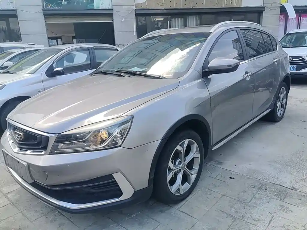 Фото 1 - Geely Vision S1