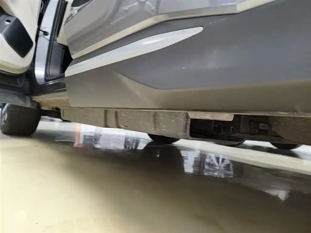BYD Song PLUS PHEV 2023 Champion Edition DM-i 110KM Flagship фото 22