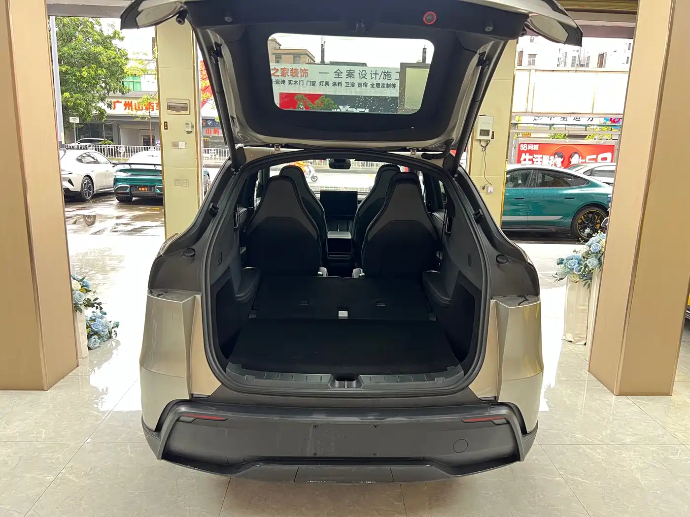 Tesla Model Y L 2025 2025 Facelift Long Range AWD