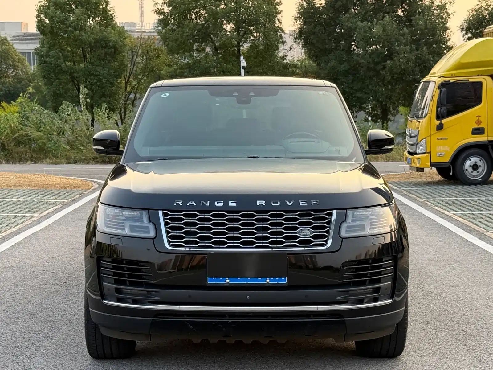 Фото 1 - Land Rover Range Rover