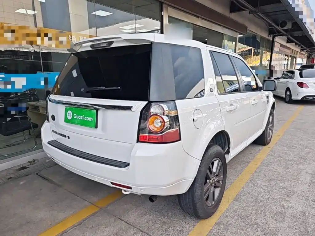 Land Rover Freelander 2 2014 2014 2.0T Si4 SE Gasoline Edition
