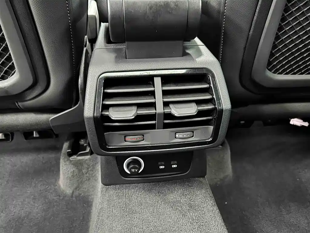 Audi Q3 2026 2023 35 TFSI Fashion Dynamic (1.4T)