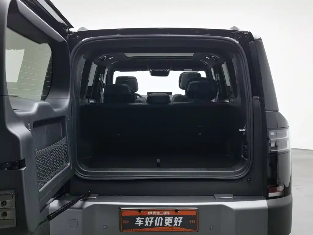 Fang Cheng Bao Titanium 7 2025 2025 AWD Base Model