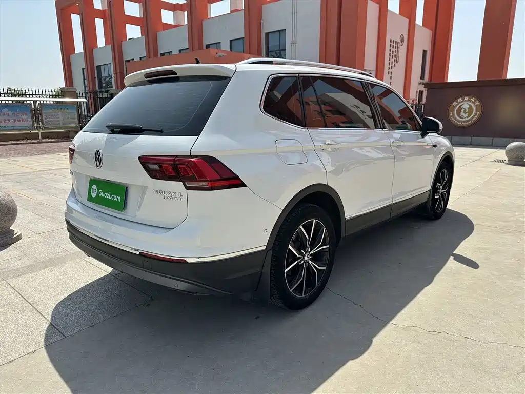 Volkswagen Tiguan L 2020 330TSI Auto 2WD Smart Luxury China VI фото 7