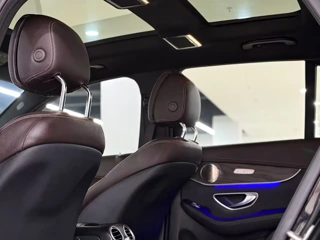 Mercedes-Benz GLC 2022 Model GLC 260 L 4MATIC Luxury Edition фото 9