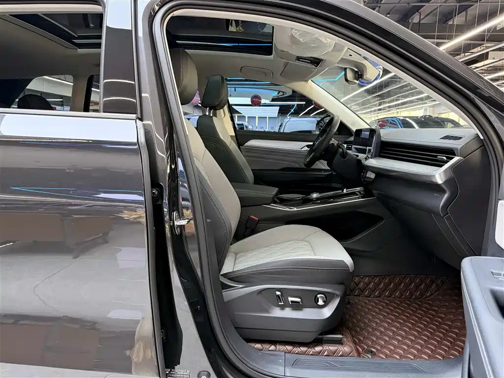 Volkswagen Talagon 2023 380TSI 4WD R-Line Touring Edition фото 17