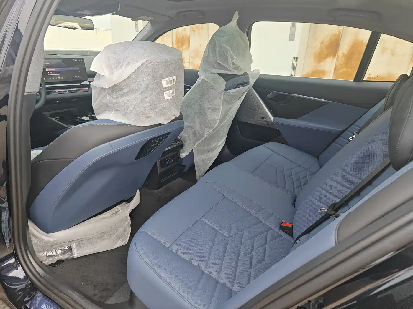 BMW i5 2024 eDrive 35L Premium Luxury Package фото 7