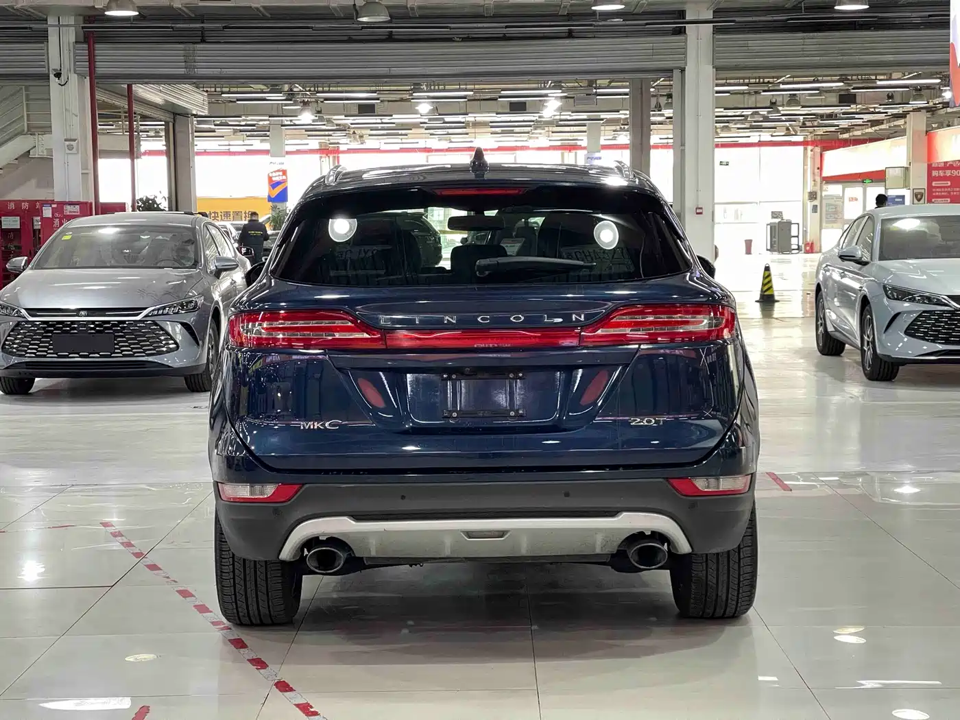 Фото 5 - Lincoln MKC