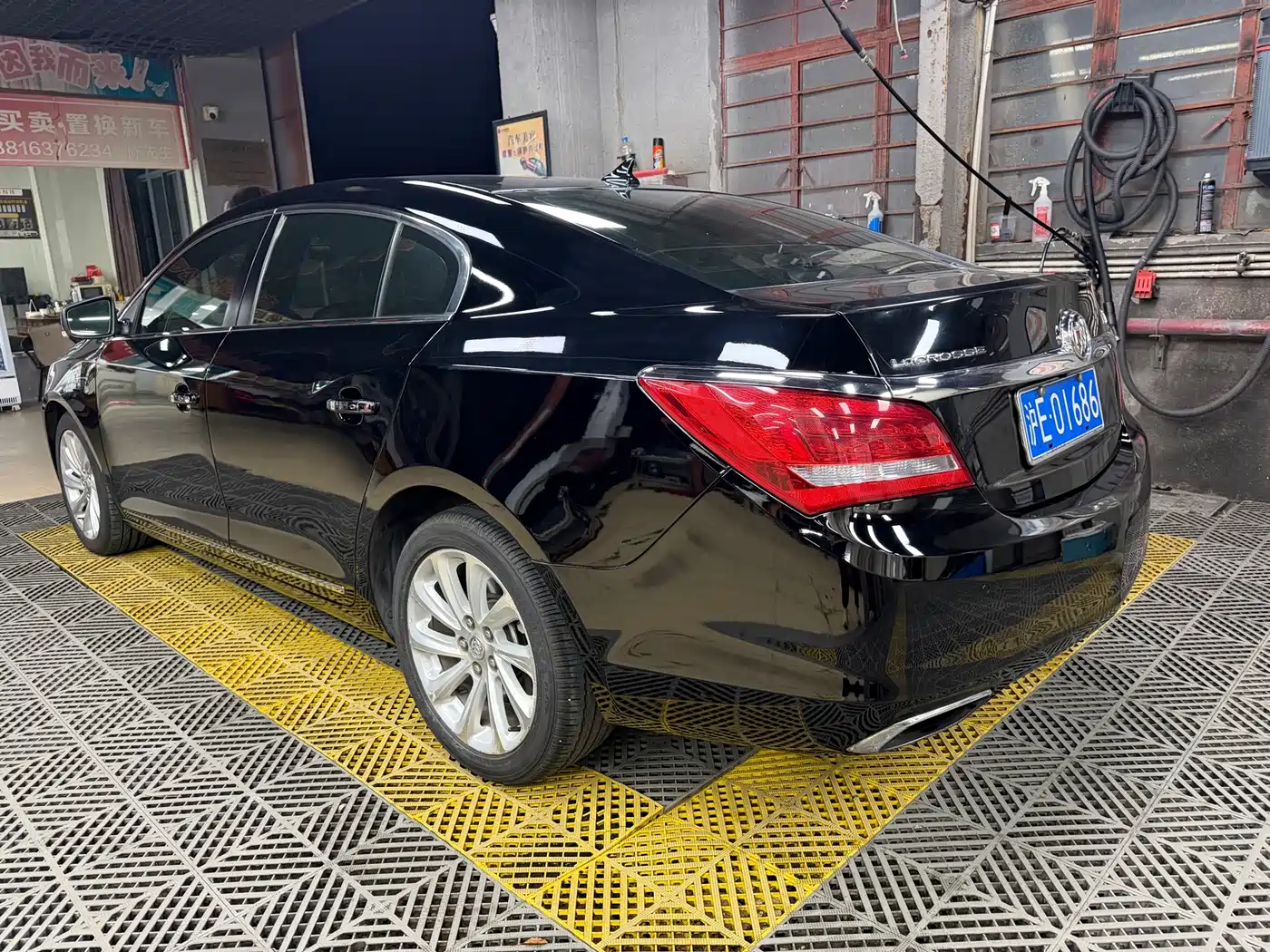 Buick LaCrosse 2013 2013 2.4L SIDI Luxury Comfort