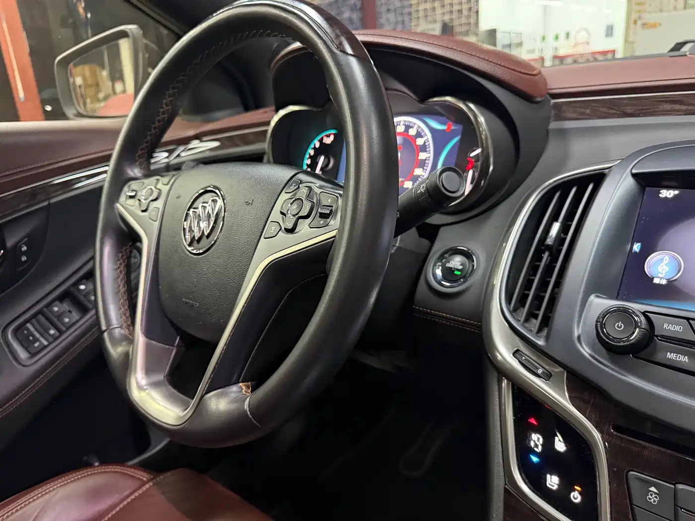 Buick LaCrosse 2013 2013 2.4L SIDI Luxury Comfort
