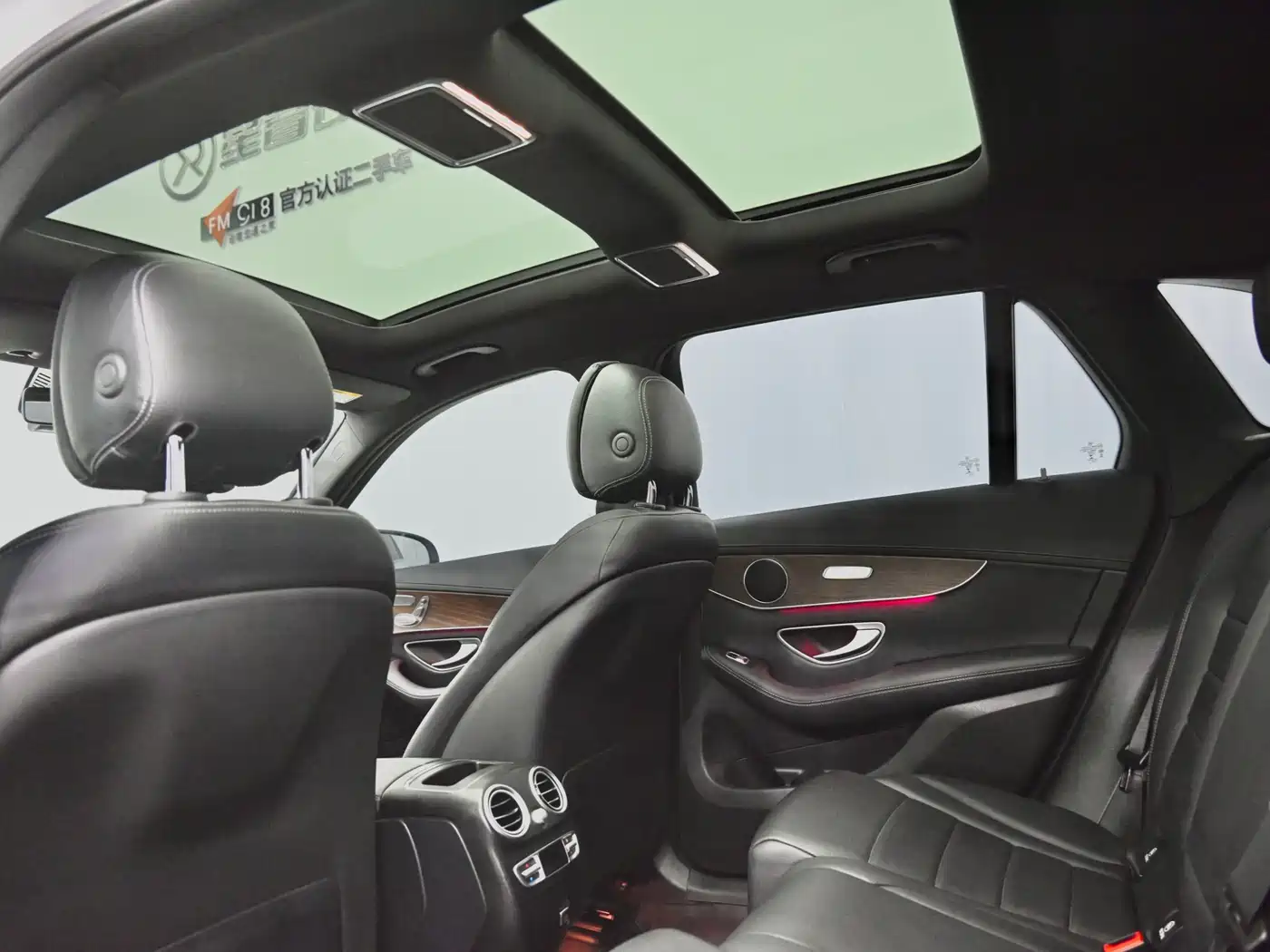 Mercedes-Benz GLC 2022 Facelift II GLC 260 L 4MATIC Luxury фото 13